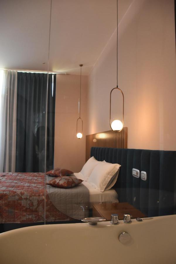 Coco Hotell Tirana Exteriör bild