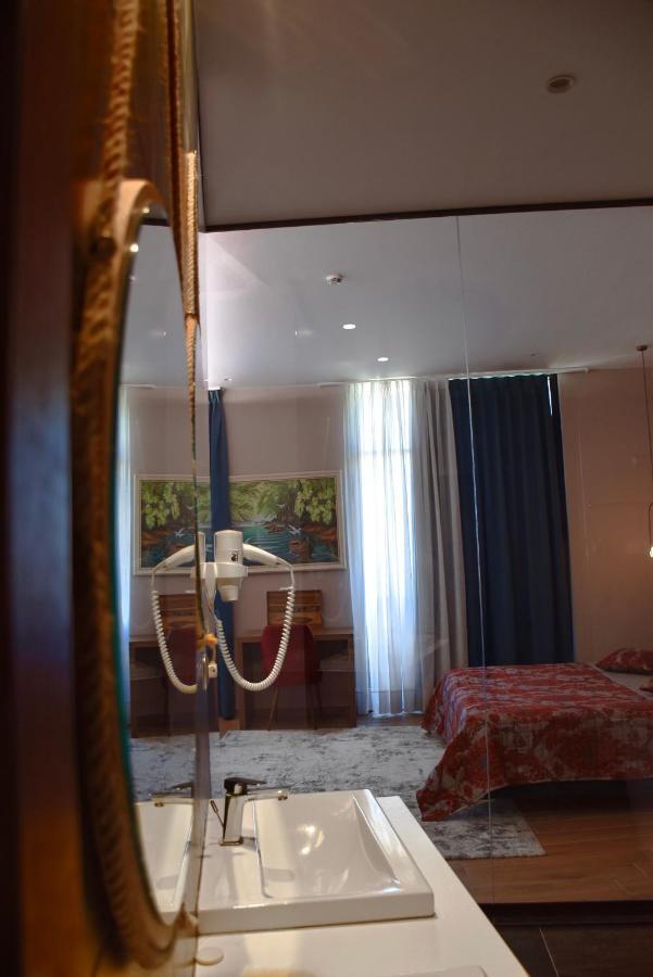 Coco Hotell Tirana Exteriör bild