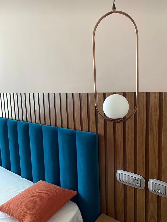 Coco Hotell Tirana Exteriör bild